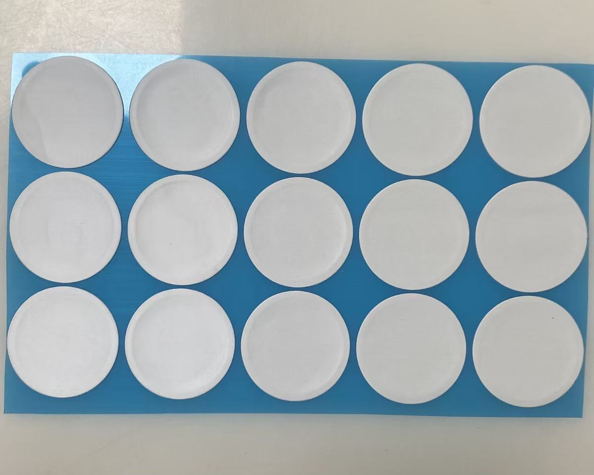 Round pressure balance ePTFE vent membrane for outdoor LED lighting and electronic enclosures