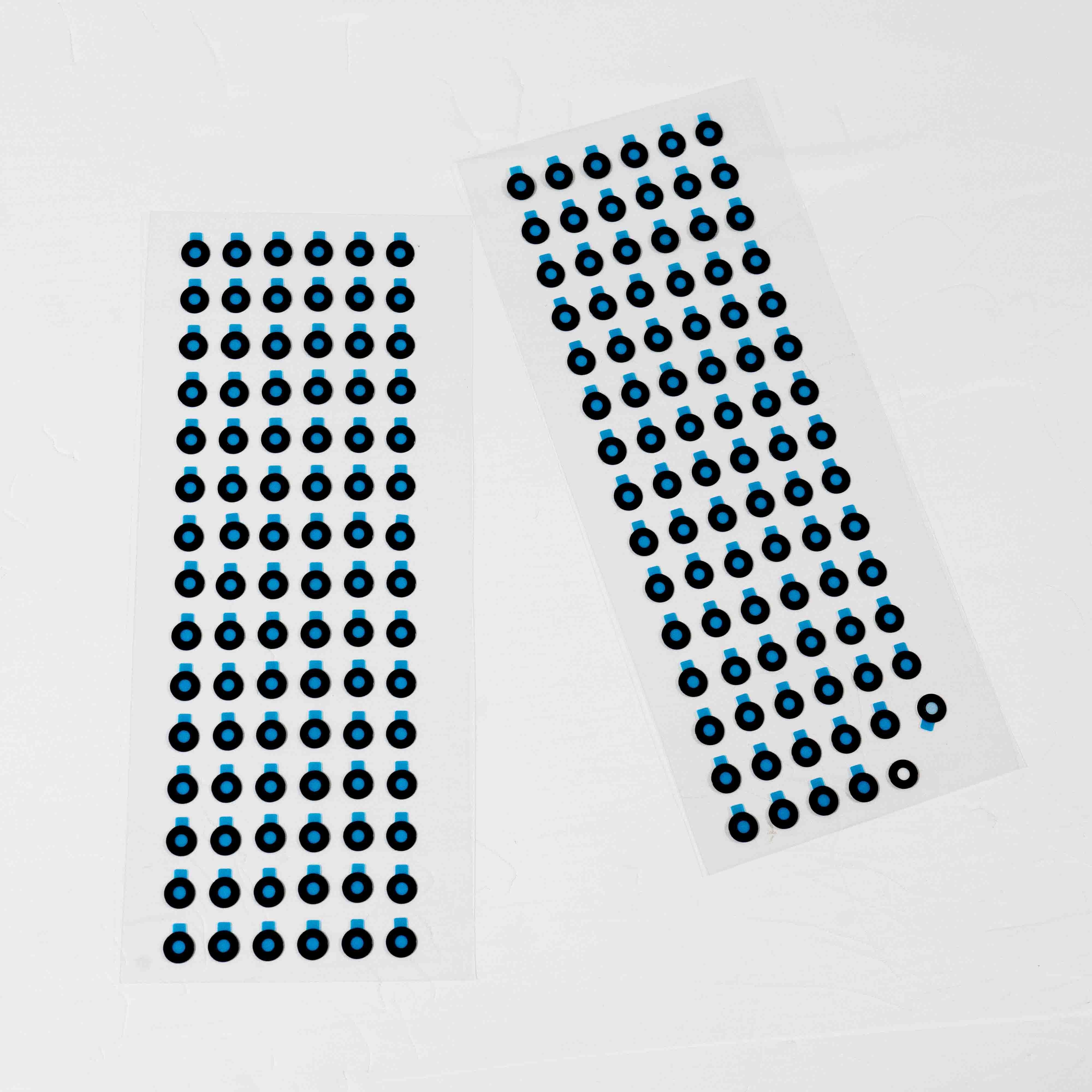 Pressure equalization vent membrane disc for sealed enclosures